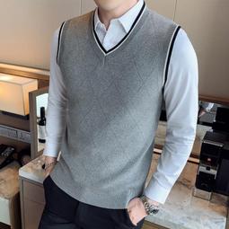 【潮流男士館】男無袖V領背心素色休閒透氣緊身無袖t恤-MINTS名仕男裝 歷史價格詳細信息