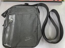 沒使用幾次正品Prada 普拉達BN2274蘋果綠中號殺手包有瑕疵氧化脫皮 歷史價格詳細信息