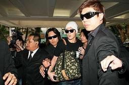 CLOT Dynasty Western 長壽 迪士尼 堅持 苦力 陳冠希 襯衫 歷史價格詳細信息