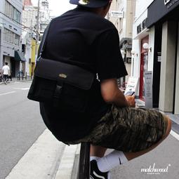 Matchwood Sacoche 斜背機能小包 黑軍綠款 街頭硬派軍事工裝 NIGO風格可參考 官方賣場 歷史價格詳細信息