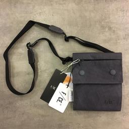 F/CE 機能後背包 950 TRAVEL BP 黑 15吋 筆電包 旅行包 Cordura 抗撕裂 尼龍 FNI30241B0001BLA 歷史價格詳細信息