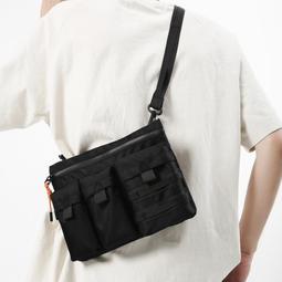 潮牌男挎包單肩包牛津布質感防水斜挎包簡約圓筒包學生運動郵 歷史價格詳細信息