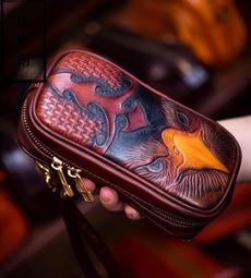 『皮皮創』原創設計手作真皮雕刻迷你小圓包。重工精雕純手工頭層植鞣牛皮雕刻小包單肩包真皮雕小老虎斜背包休閑百搭可愛小萌虎包 歷史價格詳細信息