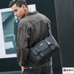 街頭浪子男包包 斜背包 郵差包 大學生包包 防水包包 黑色包包 工裝包 通勤包包 復古包包 中性包包 學生禮物 男生禮物 歷史價格詳細信息