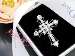 特價 胸針 別針 水鑽 花 蝴蝶 昆蟲 璀璨水鑽別針 E-001 歷史價格詳細信息