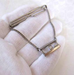 【戴大花】Vintage- 銀色調  金屬  搖滾  空心DROP鏤雕  大器造型  長項鍊 腰鍊 #G155 歷史價格詳細信息