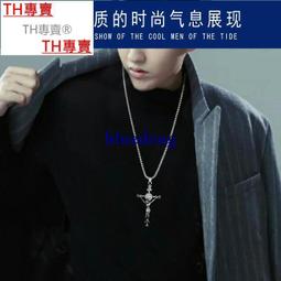 歐美 TH 新款 中性帥氣 順滑微光澤 舒適親膚 俐落短版 輕盈舒適 寬鬆小立領棒球夾克外套 兩色 (Q822) 歷史價格詳細信息