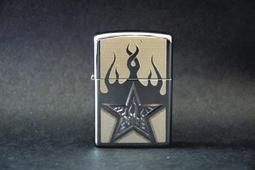 ZIPPO Fire Heart Design 炙熱的心防風打火機 歷史價格詳細信息