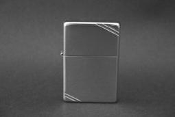 ZIPPO Vintage Street Chrome 古典花紗切角防風打火機 歷史價格詳細信息