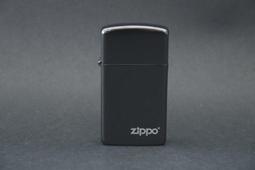 ZIPPO 窄版黑炫冰防風打火機 經典素面 官方正版 現貨 禮物 送禮 刻字 客製化 終身保固 28123ZL 歷史價格詳細信息