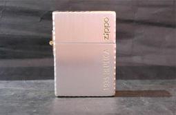 ZIPPO 1935 Three side arabesque G 1935復刻斜角藤蔓花紋(燻黑金)防風打火機 歷史價格詳細信息