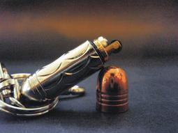 ONE*$1~日本製*Douglass道格拉斯*芝加哥型 『伸臂-自動彈射』淺咖啡色蜥蜴皮*實心不銹鋼*蝕刻 歷史價格詳細信息