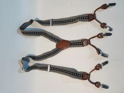 現貨不用問 蘇州一廠 虎丘 二胡 --送調音器 (收藏未使用,售出會下架) 歷史價格詳細信息