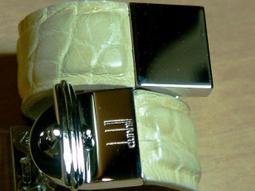 全新真品英國BURBERRY灰藍色七分袖polo衫 S號 歷史價格詳細信息