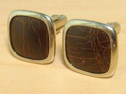 A13 硃砂吊墜 天然紅硃砂立體生肖兔吊墜 挂件 送掛繩 本命年開運頸飾品 禮物 歷史價格詳細信息