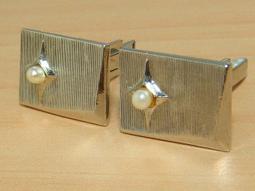 a30宿舍臥室投影儀迷你可攜式投影機家用小型手機同屏投影儀 歷史價格詳細信息