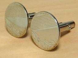 a35【晶玉石】罕見絕版美國進口古董金屬袖扣鈕釦扣子領帶夾領夾~翻袖襯衫專用~90一元起標 價格比較,價格查詢,歷史價格詳細信息