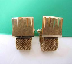 【戴大花】Vintage古董飾品- 霧面＋亮金 方塊 P字 金屬 簡潔 男士 禮服 西裝 袖釦 #G111 歷史價格詳細信息