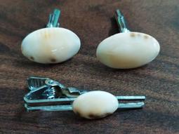 早期貝殼鑲嵌球型凳/早期紅木貝殼雕花鑲嵌椅/早期木鼓椅/早期鑲貝椅 歷史價格詳細信息