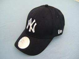 【經典款】 精品 全新 THE NORTH FACE 精品 原廠正品 深海藍 BOREALIS 登山 休閒 電腦背包 (adidas NIKE 無售) 歷史價格詳細信息