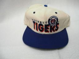 NCAA NBA 薄長袖 名校 校園 哈佛 密西根 紐約 北卡 SCU 大學 美國 大聯盟 長袖 運動 歷史價格詳細信息