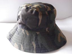 潮流帽子 收藏家嘻哈帽  螢光紅白雙色設計款精美刺繡英文字CUBOX造型三分之2網帽 女孩也適用 得字櫃04 歷史價格詳細信息