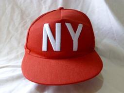 潮流帽子 收藏家嘻哈帽  螢光紅白雙色設計款精美刺繡英文字CUBOX造型三分之2網帽 女孩也適用 得字櫃04 歷史價格詳細信息