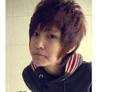 熱賣】男士假髮 真人髮 假發 男短發 超薄時尚紋理燙假發 無痕隱形真發禿頂 韓版帥氣補發男 歷史價格詳細信息