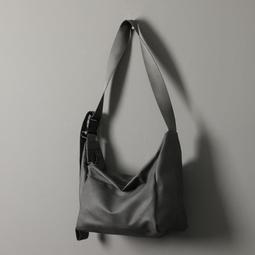 【現貨】磨砂交叉夾 一字夾 磨砂抓夾 壓克力鯊魚夾 髮夾 清新 韓版彩色抓夾 髮飾 夾子 後腦勺鯊魚夾 韓國 純色 歷史價格詳細信息