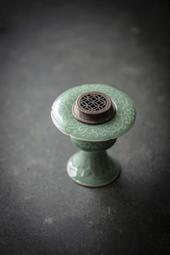 浮雕松枝紋手繪奔馬杯 口徑5。高度4.5。精致小巧 工藝獨特8048 歷史價格詳細信息