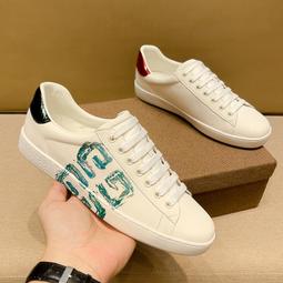 站輕奢休閒男士長袖襯衫秋季新款小蜜蜂繡花時尚青年專櫃襯衣 歷史價格詳細信息