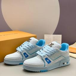 LV新的側肩包包 ???? 非常方便好用 都沒有使用過 好看大方。 歷史價格詳細信息