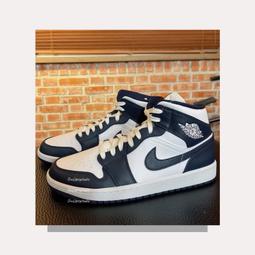 S.G AIR JORDAN 1 MID Astronomy Blue GS 黑白藍 藍熊貓 反光 554725-084 歷史價格詳細信息