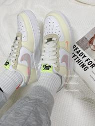 S.G NIKE AIR FORCE 1 LV8 GS FB1393-111 白 綠 藍 螢光 休閒 穿搭 女款 大童款 歷史價格詳細信息