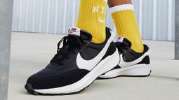 下殺  情侶泳裝 韓國潛水服水母衣長袖沙灘拉鏈情侶溫泉顯瘦遮肚浮潛泳衣女 歷史價格詳細信息