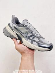 Nike V2K Run Summit White Metallic Silver 金屬銀 男尺碼 FD0736-100 歷史價格詳細信息