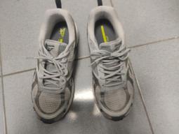 Reebok Royal Hyperuim 白色 網布 運動慢跑鞋 女款 NO.J0497【新竹皇家 FV0194】 歷史價格詳細信息