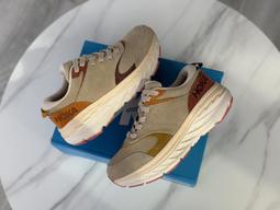 HOKA ONE ONE  Bondi X 路跑鞋 碳纖維板 跑鞋 1113512-YPRY 梨黃/橘黃 現貨 歷史價格詳細信息