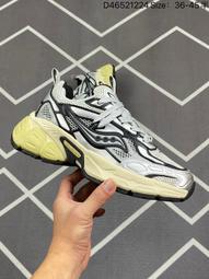 索康尼 Saucony Triumph 20 專業運動慢跑 耐麿緩震 運動 2雙價格 歷史價格詳細信息