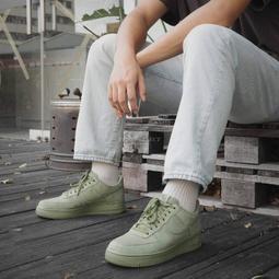 300-107 300片日本進口拼圖 風景 日本京都貴船神社  燈籠點亮，秋天的楓葉以夢幻般的方式照亮了神社的道路 歷史價格詳細信息