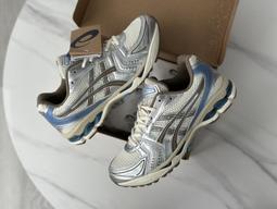 ASICS 慢跑鞋 GEL-KAYANO 14 TAI CHI YELLOW 白銀 情侶鞋 男女 1203A537101 歷史價格詳細信息