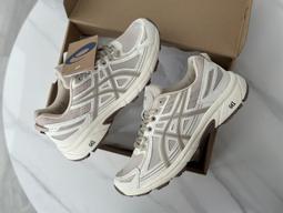 Asics 亞瑟士 休閒鞋 GEL-Venture 6 男鞋 女鞋 米白 緩衝 復古跑鞋 越野 情侶鞋 1203A438020 歷史價格詳細信息