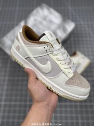 耐吉 Nike Dunk Low 兔年 白藍紅運動板鞋 男鞋 女鞋 公司貨 FD4203-161 歷史價格詳細信息