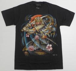 【Mr.17】QUEEN 皇后樂團 NEWS OF THE WORLD 進口搖滾 短袖T恤 滿千免運(H982) 歷史價格詳細信息