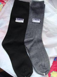 直紋中統襪三雙特價99元＊預防香港腳、觸感舒適、柔軟、透氣、吸汗、好穿、舒服、保護您的腳趾＊棉80%，彈性纖維2 歷史價格詳細信息