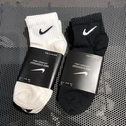 【免運】NIKE襪子 耐吉 一組三雙 中筒襪 休閒襪 運動襪 透氣 防臭 黑白色襪子 禮盒裝 學生襪 短襪TW 歷史價格詳細信息