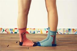 【CasaBella 美麗家居】透明 防水桌巾 132x132cm (防水 防油 PVC 桌巾 桌布 野餐桌巾) 歷史價格詳細信息