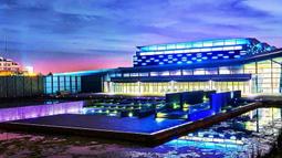 【永弘YOYO預約式訂房】桃園名人堂花園大飯店2024優惠專案~豪華客房平日含2早，每晚$5368元起 歷史價格詳細信息