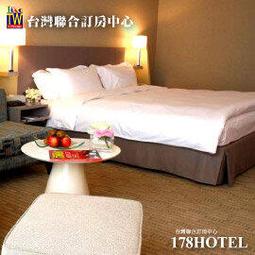 高鐵站機場車次信息顯示屏P4全彩廣告LED顯示屏字幕廣告兩用 歷史價格詳細信息