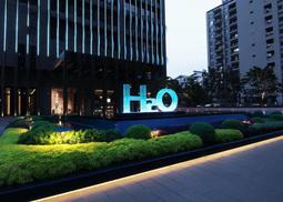 早期--高雄國際機場贈---銅質鑰匙圈--直徑3.8公分--- 歷史價格詳細信息